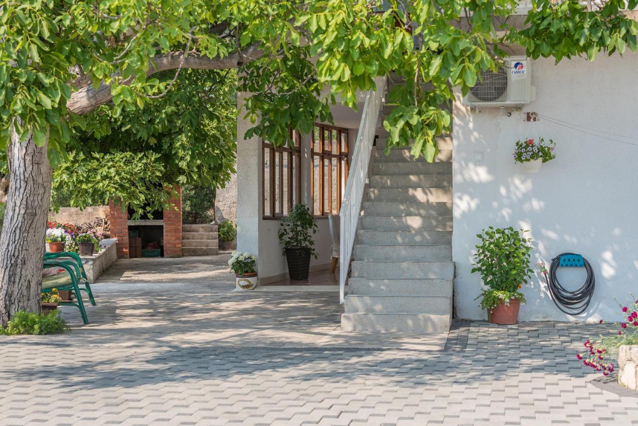 Apartment Strawberry Makarska Exterior photo