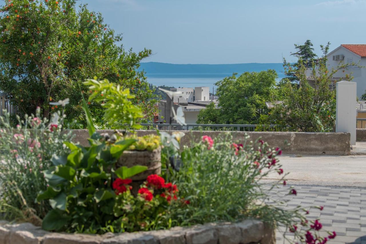 Apartment Strawberry Makarska Exterior photo